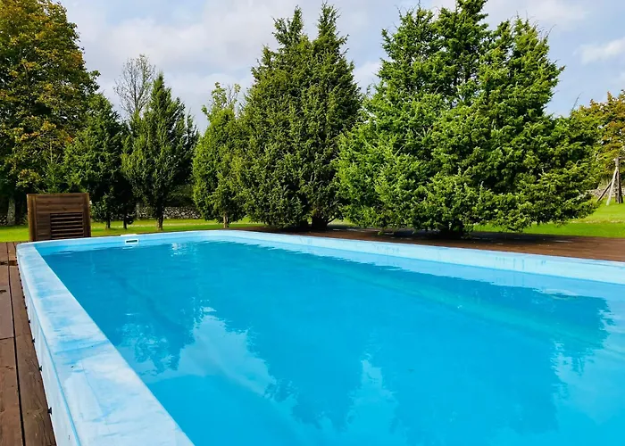 Willa Otto Basseini Ja Saunaga